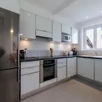 Апартаменты 2-br Terrace Centre *