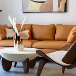 2-br Terrace Centre Апартаменты