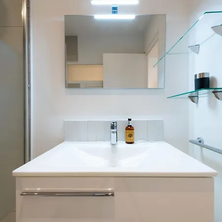 公寓 2-br Terrace Centre 戛纳